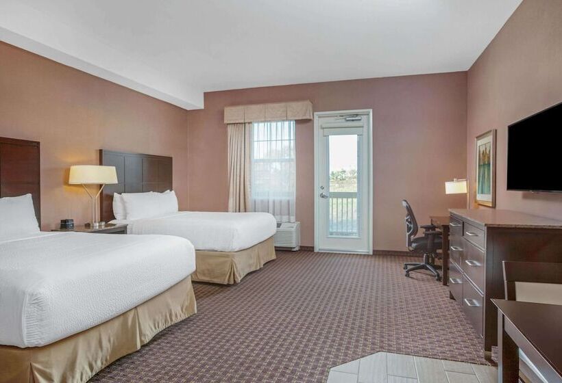 Номер Executive, La Quinta By Wyndham Paso Robles