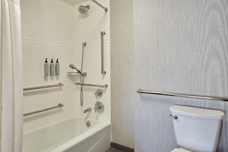 Люкс Кровать Кинг, Residence Inn Los Angeles Westlake Village