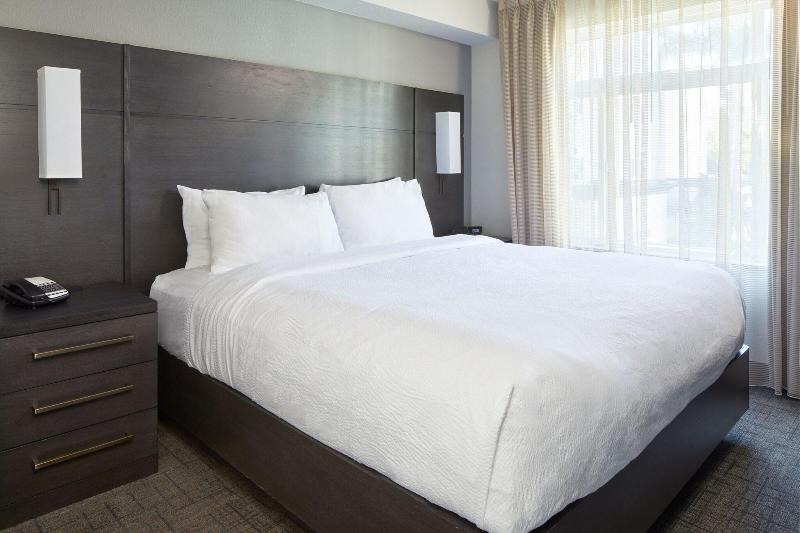 Люкс Кровать Кинг, Residence Inn Los Angeles Westlake Village