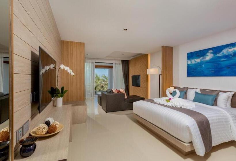سوییت لوکس, Kudo Hotel & Beach Club