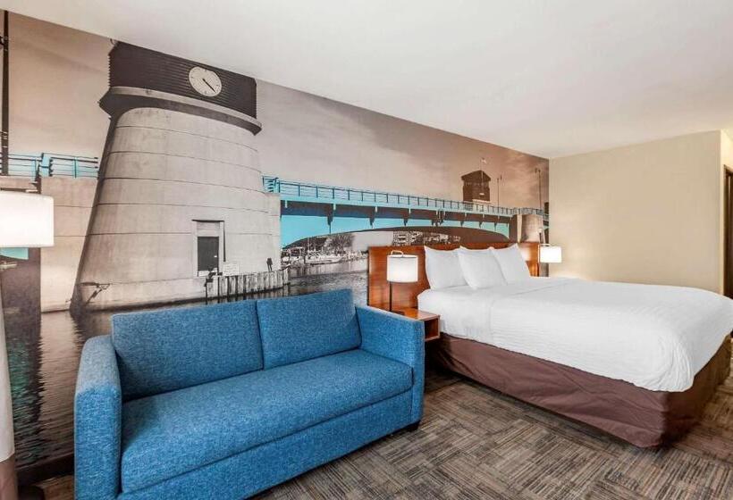 Стандартный Номер Кровать Кинг, Clarion Pointe Racine  Mount Pleasant