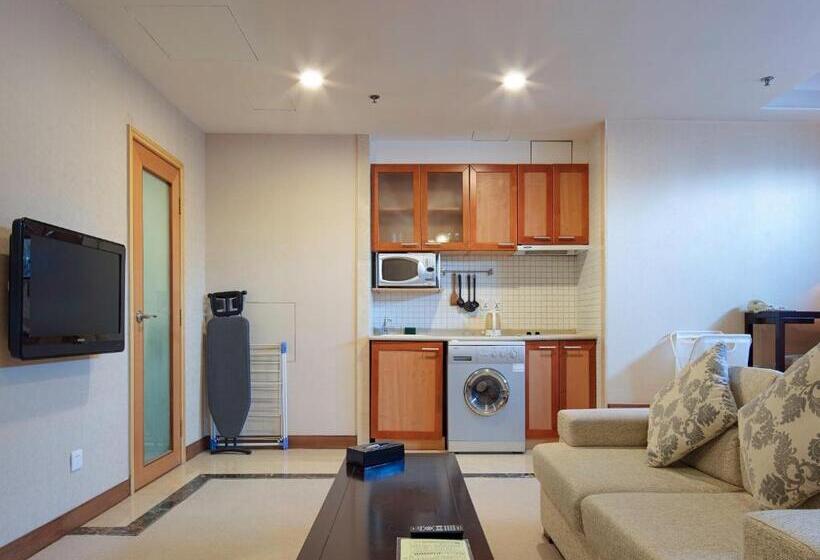 استودیو اجرایی, Dalian Asia Pacific Service Apartment
