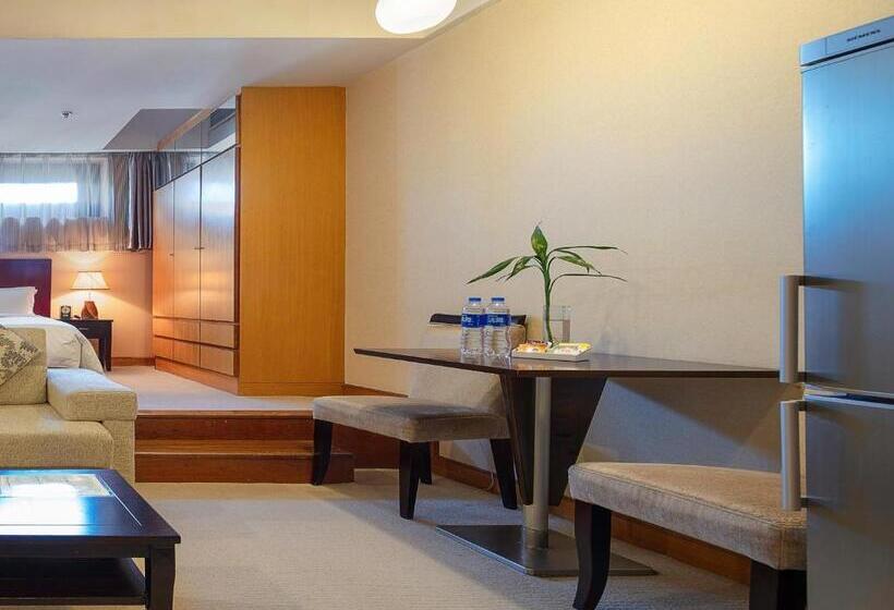 استودیو اجرایی, Dalian Asia Pacific Service Apartment