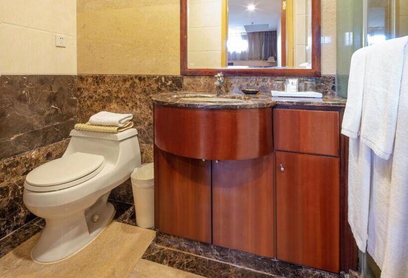 استودیو اجرایی, Dalian Asia Pacific Service Apartment