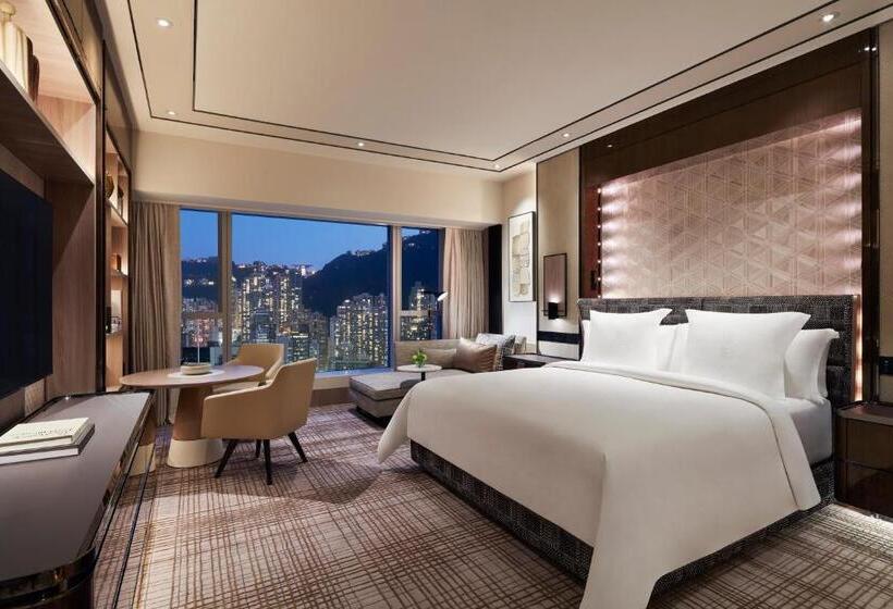 اتاق دلوکس با تخت کینگ و چشم‌انداز, Four Seasons Hotel Hong Kong