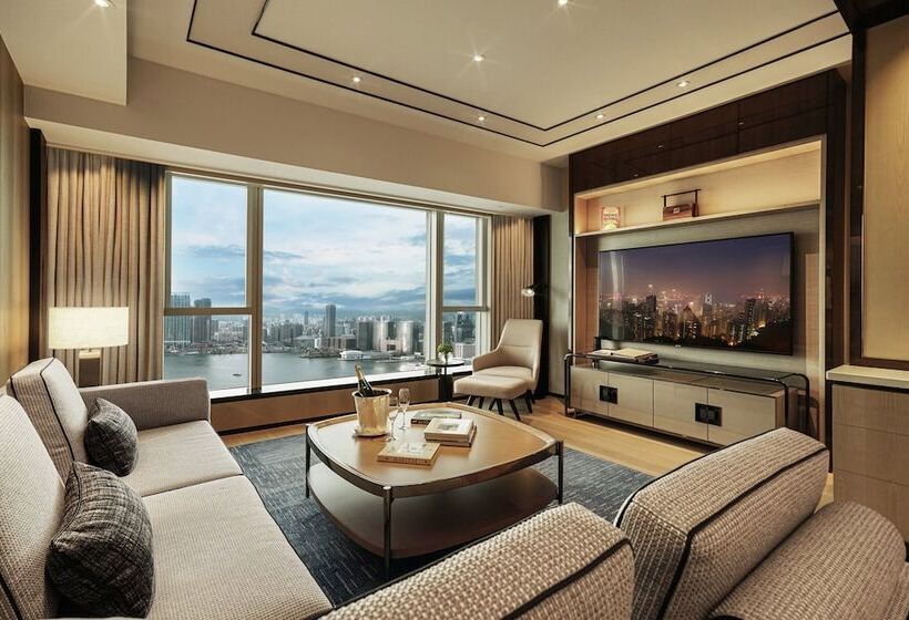 سوئیت پریمیوم, Four Seasons Hotel Hong Kong