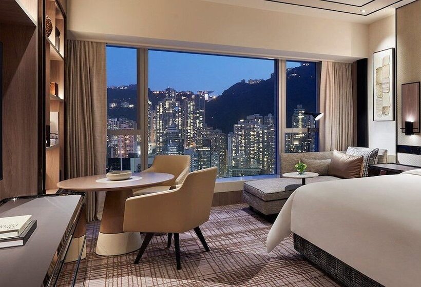 Premium room with view, Four Seasons Hotel Hong Kong