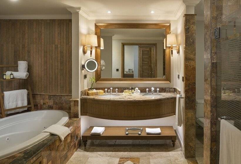 Junior swim-up suite, Valentin Imperial Riviera Maya All Inclusive   Adults Only