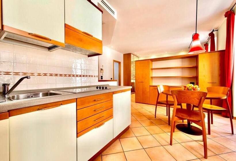 استودیوی استاندارد, Residence San Giusto
