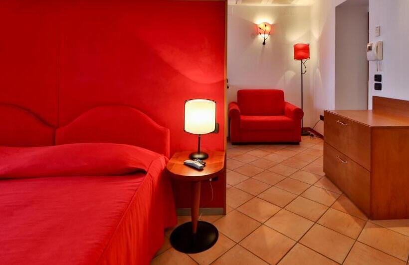 استودیوی استاندارد, Residence San Giusto