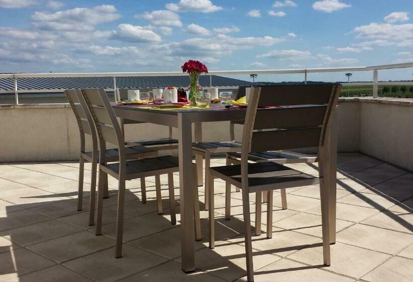 سوییت پرستیژ, Residhome Val D'europe