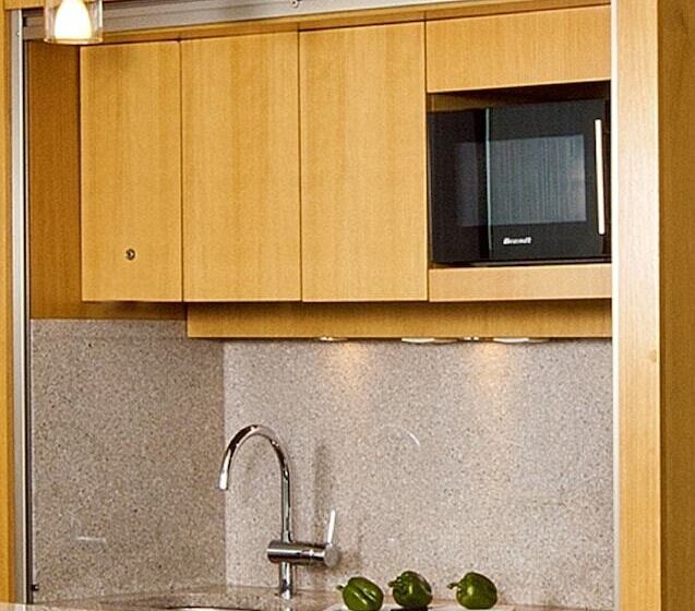 استودیوی استاندارد, Residhome Val D'europe