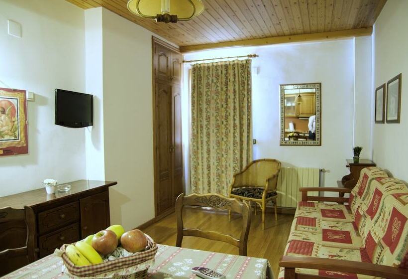 Апартаменты Basic 1 Спальня, San Marsial Benasque Apart