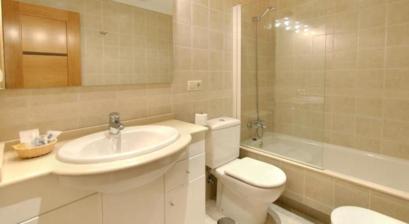 Апартаменты 1 Спальня, Apartamentos Mediterráneo Real