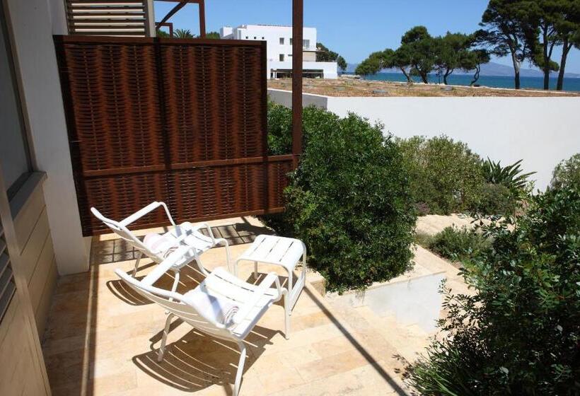 اتاق سوپریور با چشم‌انداز باغ, Hostal Empúries