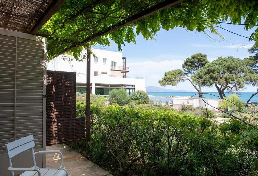 اتاق سوپریور با چشم‌انداز دریا, Hostal Empúries