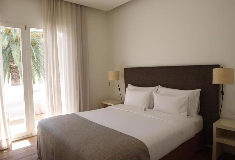 اتاق استاندارد, Hostal Empúries