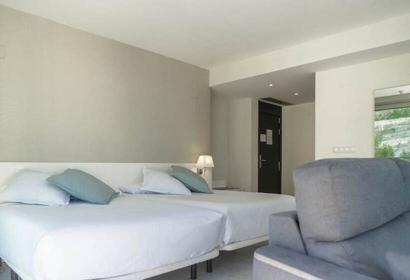 חדר סופריור לארבעה, Agora Spa & Resort