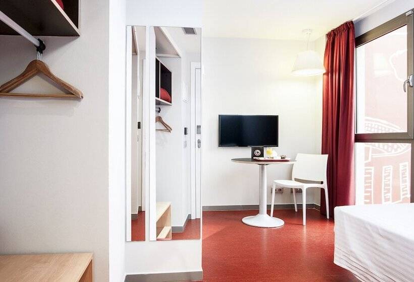 Habitación Estándar Individual, Ciutat Vella