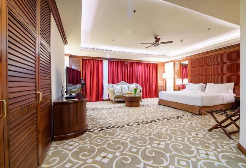 Президентский Люкс, Danat Jebel Dhanna Resort