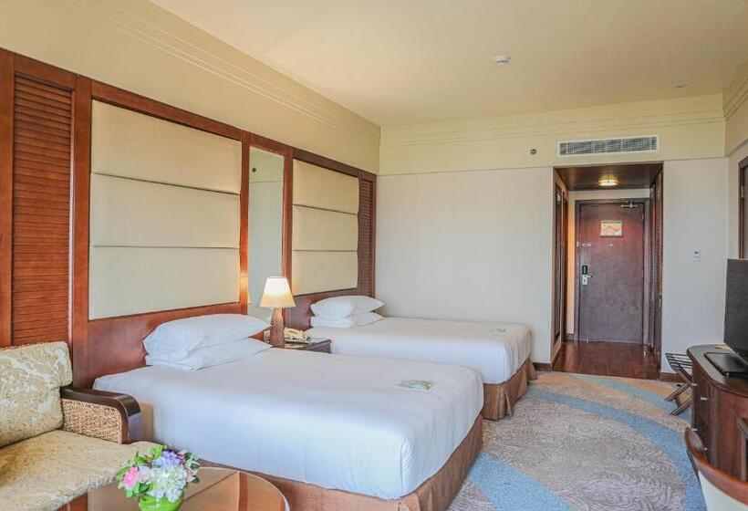 Номер Deluxe Вид на Море с Балконом, Danat Jebel Dhanna Resort
