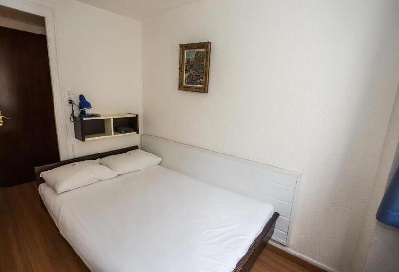 اتاق استاندارد با سرویس بهداشتی مشترک, St. Gervais