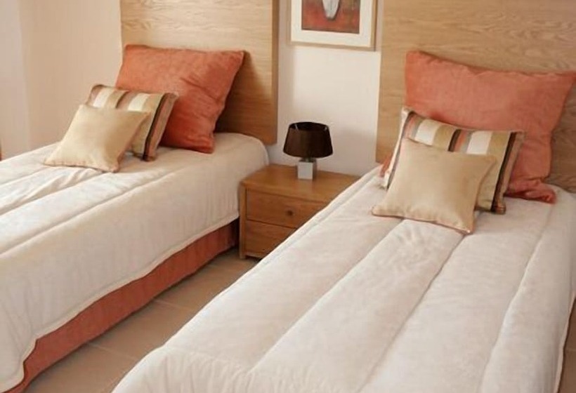 ویلا دلوکس 3 خوابه, Quinta Da Encosta Velha Golf & Leisure Village