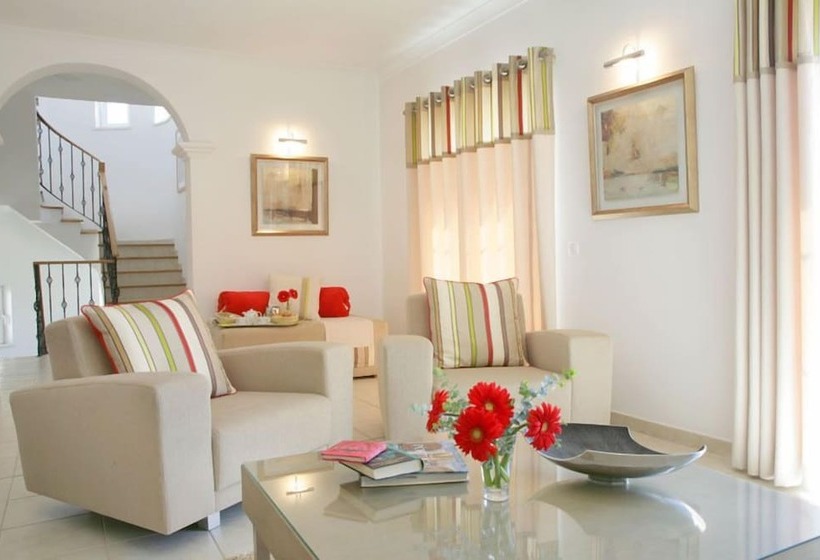ویلای لوکس 1 خوابه, Quinta Da Encosta Velha Golf & Leisure Village