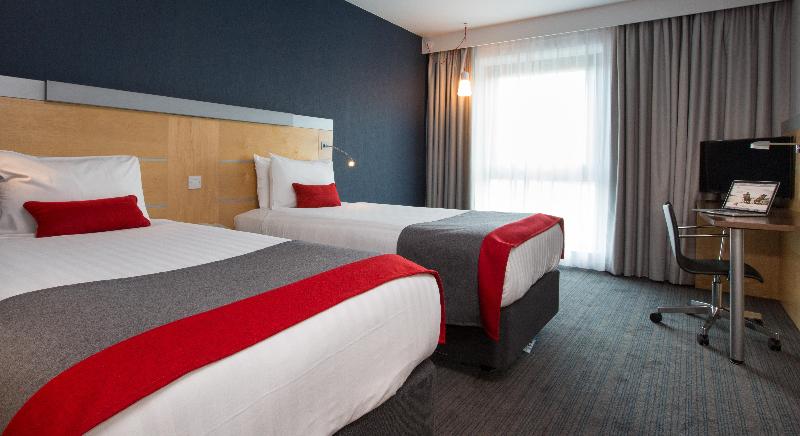 Номер Стандарт, Holiday Inn Express Hamilton, An Ihg
