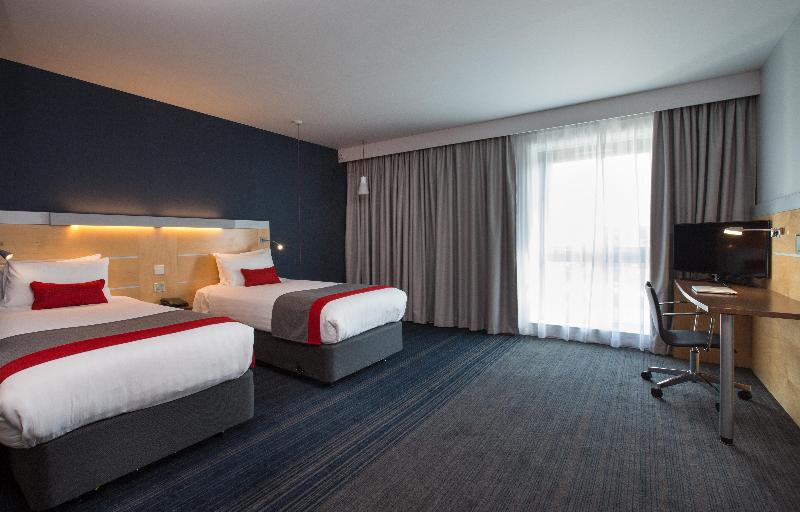 Номер Стандарт Адаптированный для Инвалидов, Holiday Inn Express Hamilton, An Ihg