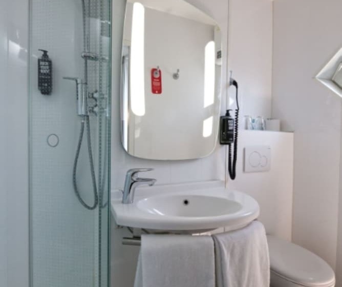 اتاق استاندارد, Ibis Köln Centrum