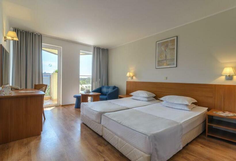 Номер Superior, Madara Park Hotel   All Inclusive