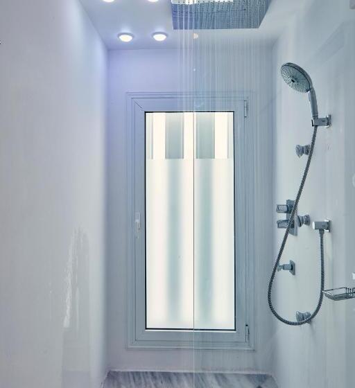 Пентхаус Люкс, So White Club Resort
