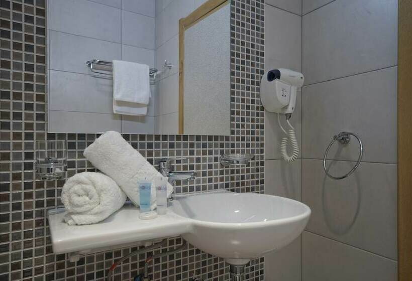 آپارتمان 2 خوابه, Porto Azzurro Aparthotel