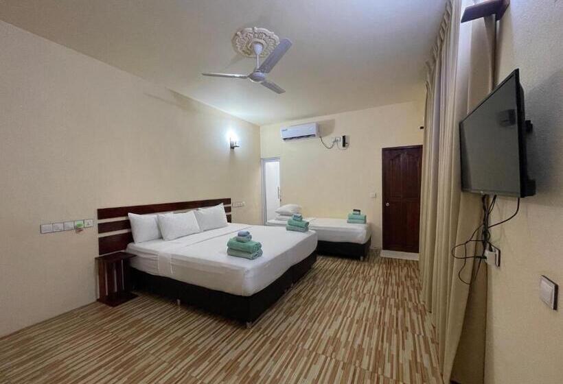 سوییت خانوادگی, Shoreline Grand