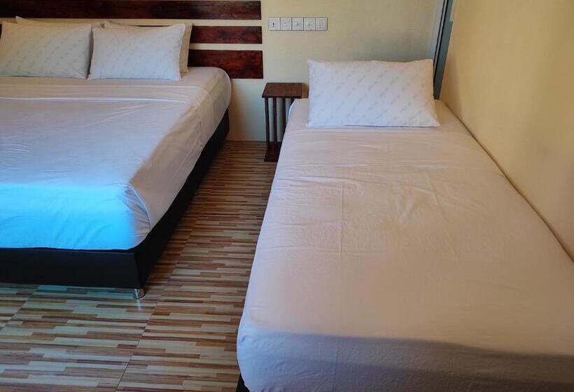 سوییت خانوادگی, Shoreline Grand