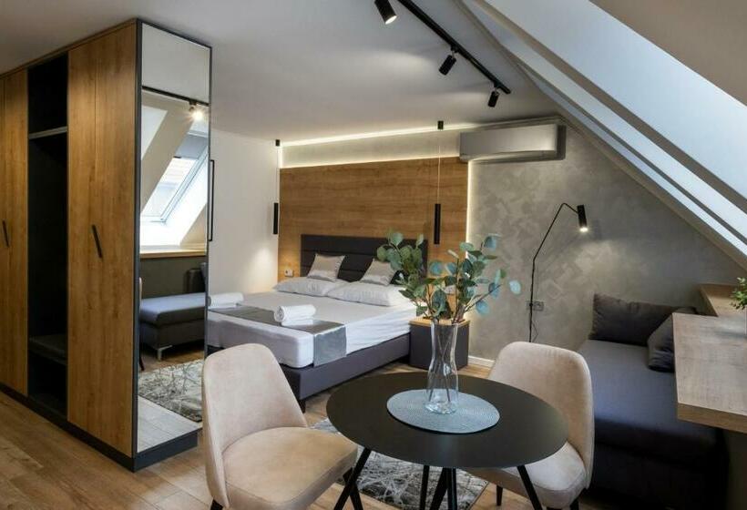 استودیوی استاندارد, Minaret Residence & Relax Pécs