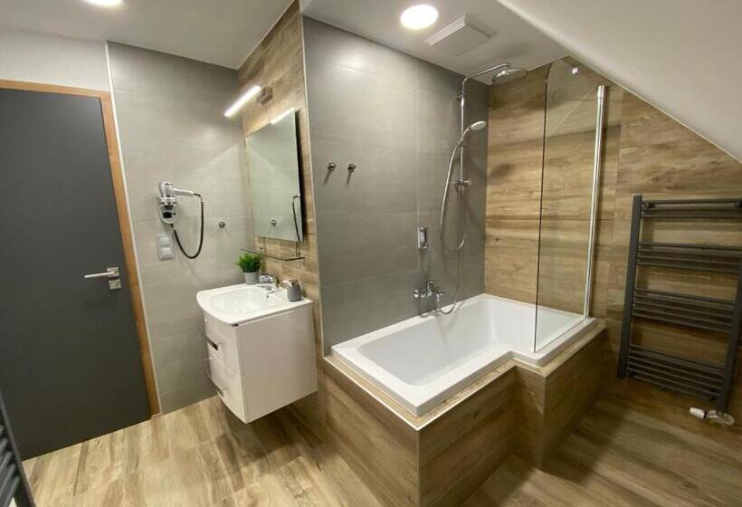 آپارتمان 2 خوابه, Minaret Residence & Relax Pécs