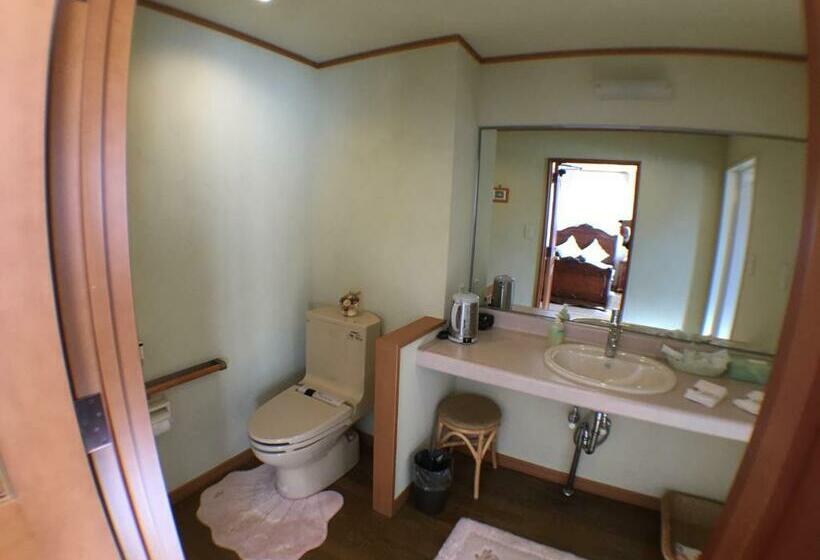 Номер Стандарт, Petit Hotel Corinthian