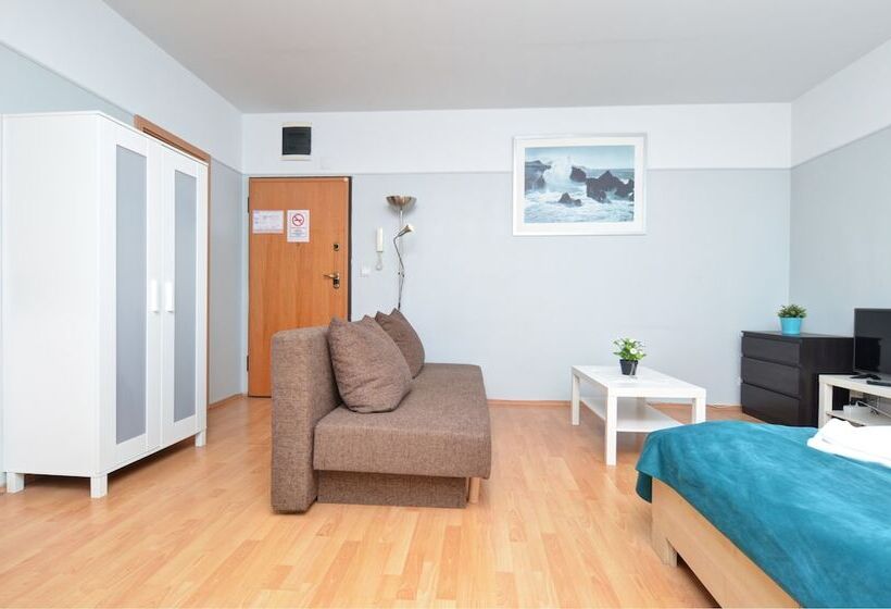 스탠다드 스튜디오, Agape Apartments