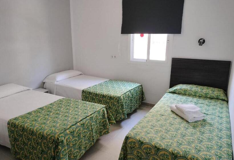 スタンダードルーム, Hostal Tahiti Rs
