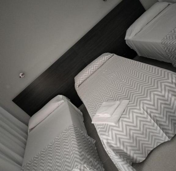 スタンダードルーム, Hostal Tahiti Rs