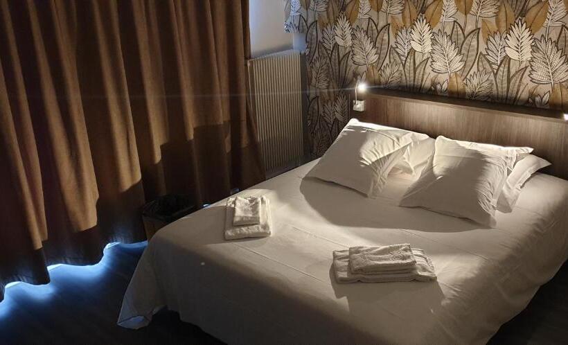 Номер Deluxe, Hôtel Les Remparts