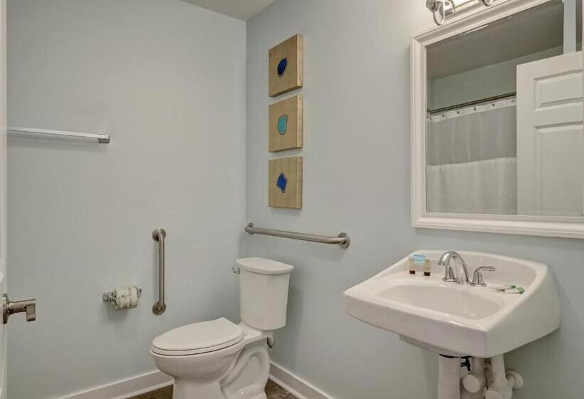 Люкс Повышенной Комфортности, Loggerhead Inn And Suites
