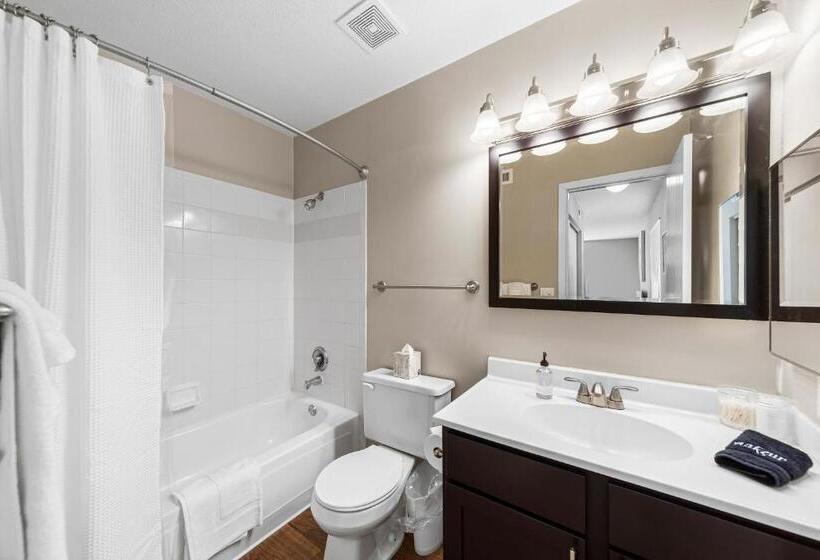 Apartamento 2 Quartos, Kasa Downtown South Bend
