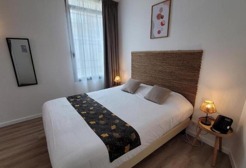 Трехместный Номер Классика, Le Relais Du Valois Cognac Centre
