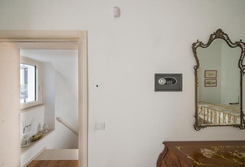 Номер Deluxe, Ai Cappuccini Guest House