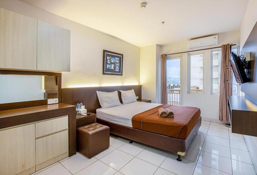 Номер Superior, Skyview Sentul Tower Apartments