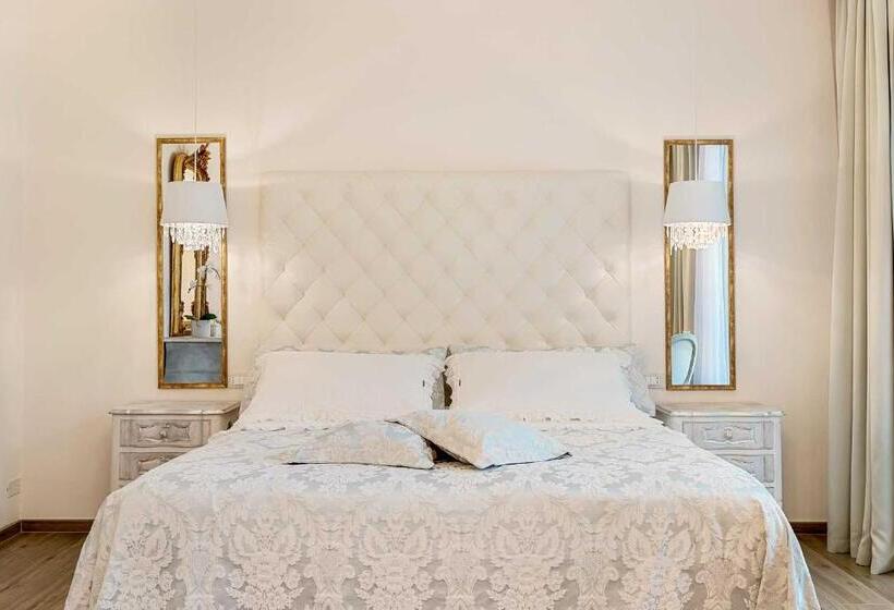 جناح مزود بجاكوزى, Luxury Dreams