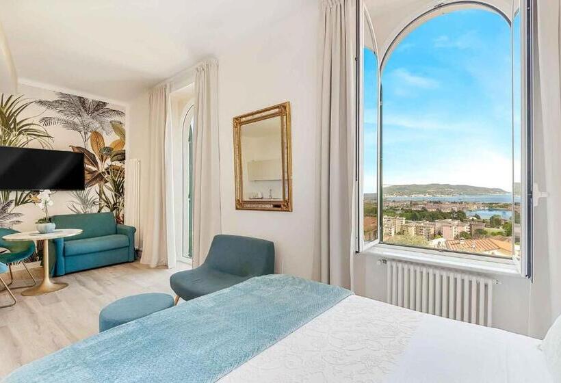 إستوديو قياسى مطل على البحر, Luxury Dreams